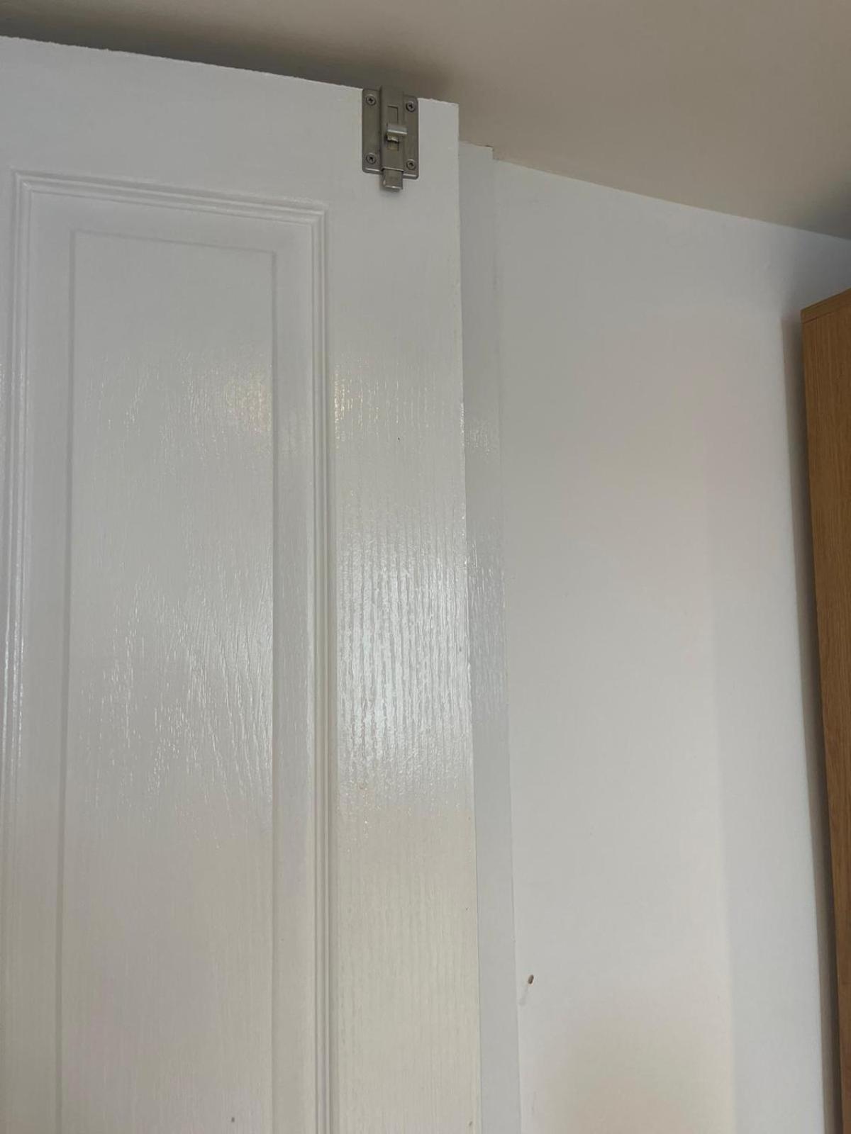 One Bedroom In Spacious Bungalow, Free Parking & Private Entrance EDI Exteriér fotografie